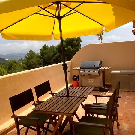 4 Persoons Met Gemeenschappelijk Zwembad Holiday home *